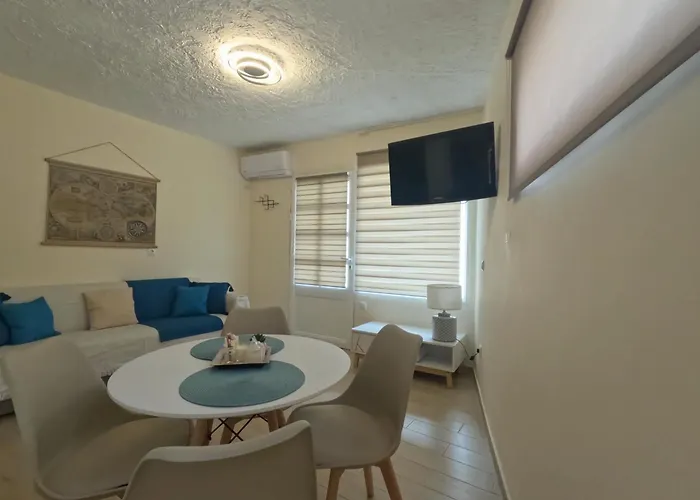 Apartamento Almyra Finikounta
